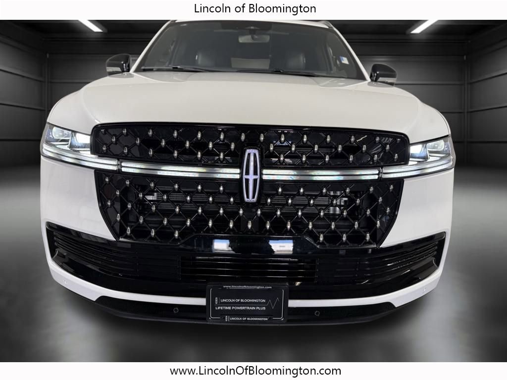New 2025 Lincoln Navigator L Black Label image 9