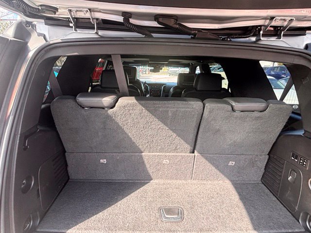 Used 2018 Cadillac Escalade Platinum RWD image 26