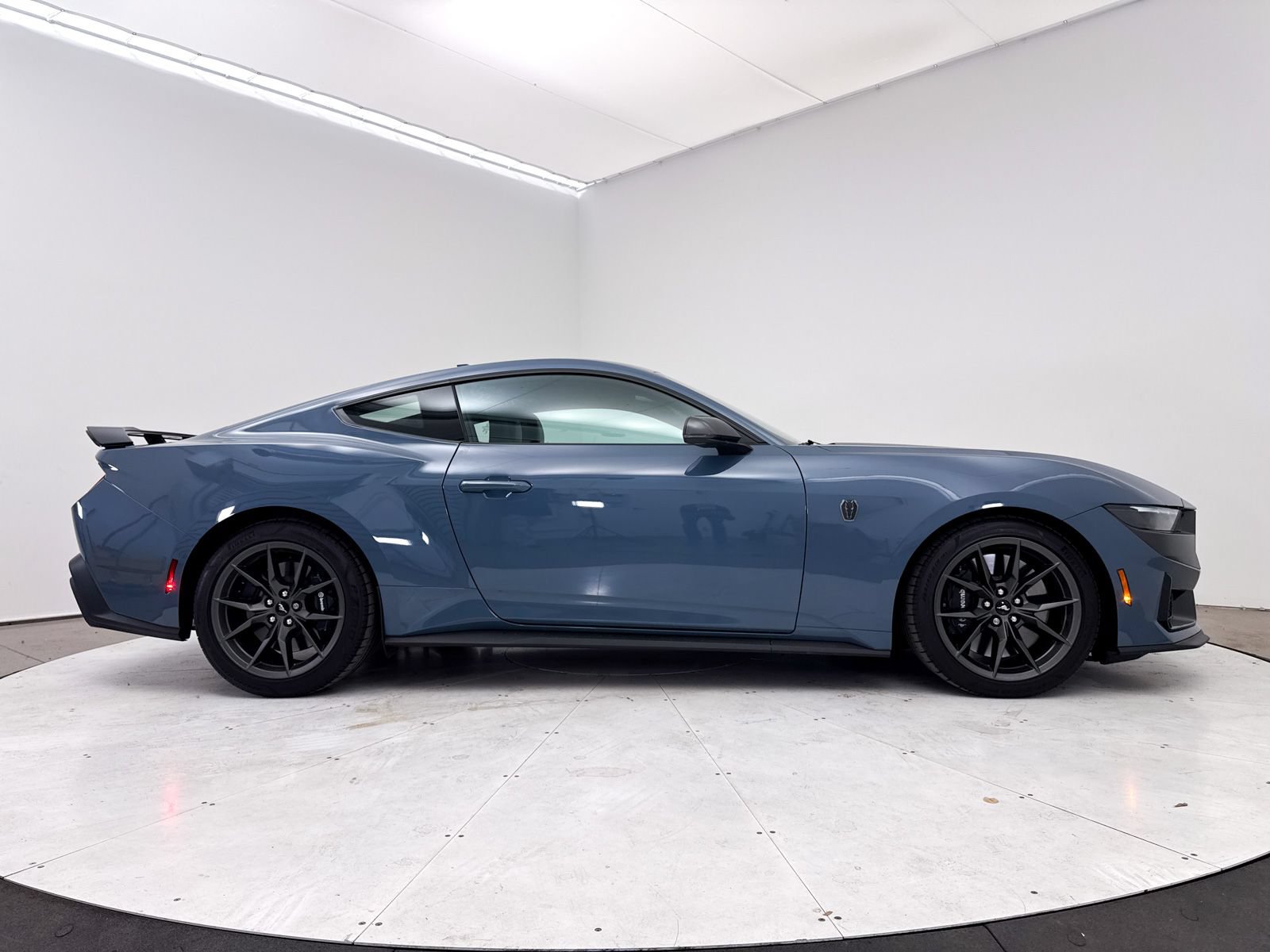 Used 2025 Ford Mustang Dark Horse RWD image 41