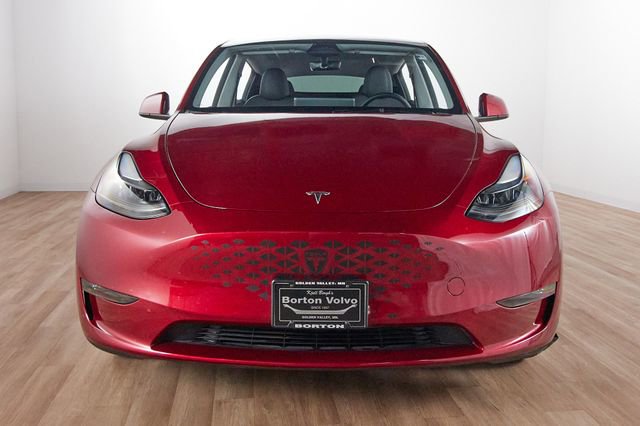 Used 2024 Tesla Model Y Long Range image 2