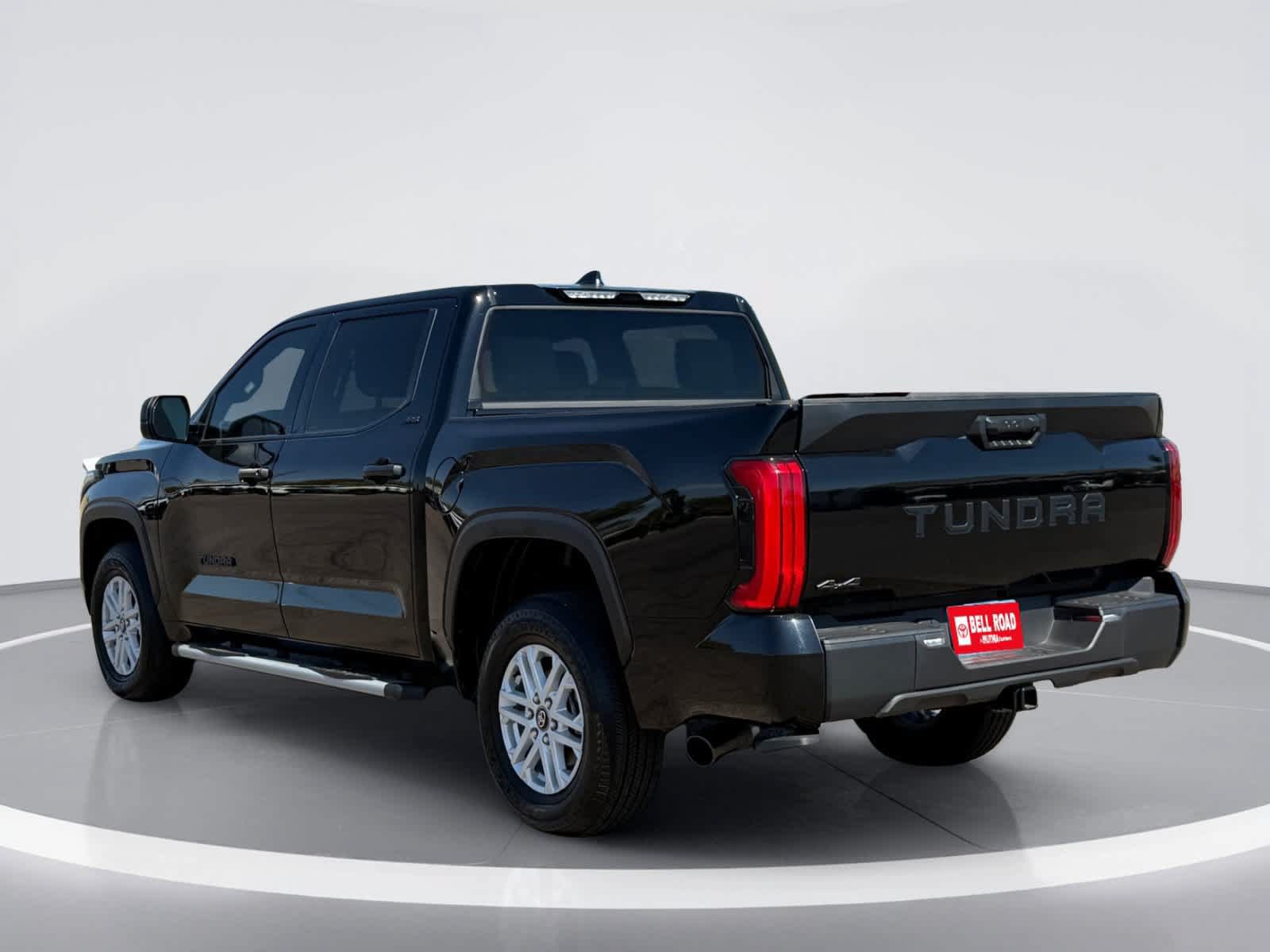 Used 2025 Toyota Tundra SR5 AWD/4WD image 6