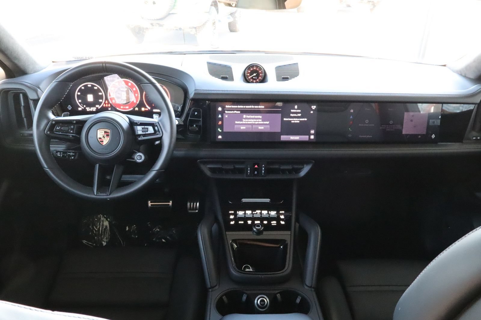 Used 2026 Porsche Cayenne GTS AWD/4WD image 27