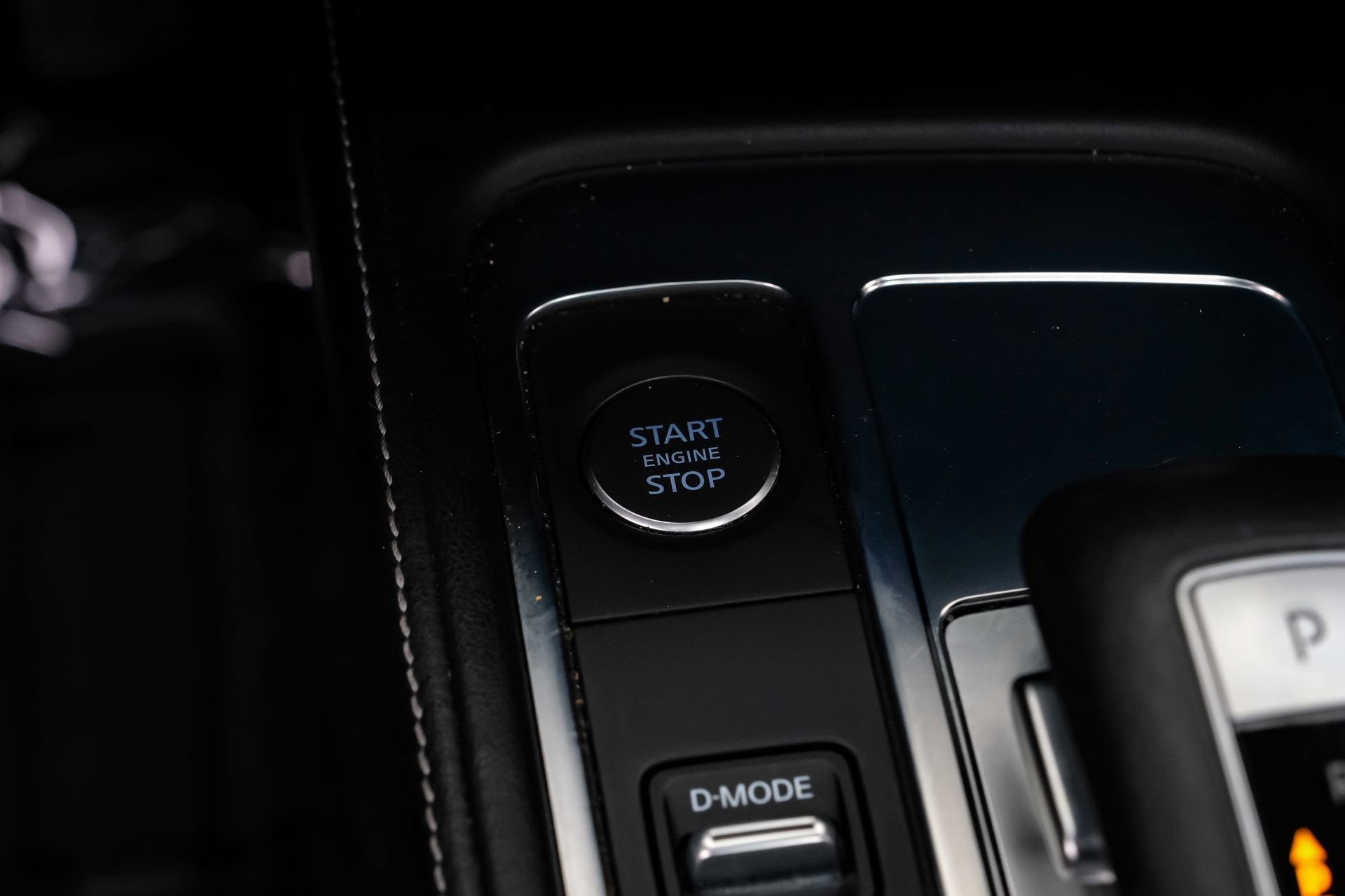 Used 2023 INFINITI QX60 Luxe w/ Vision Package image 25