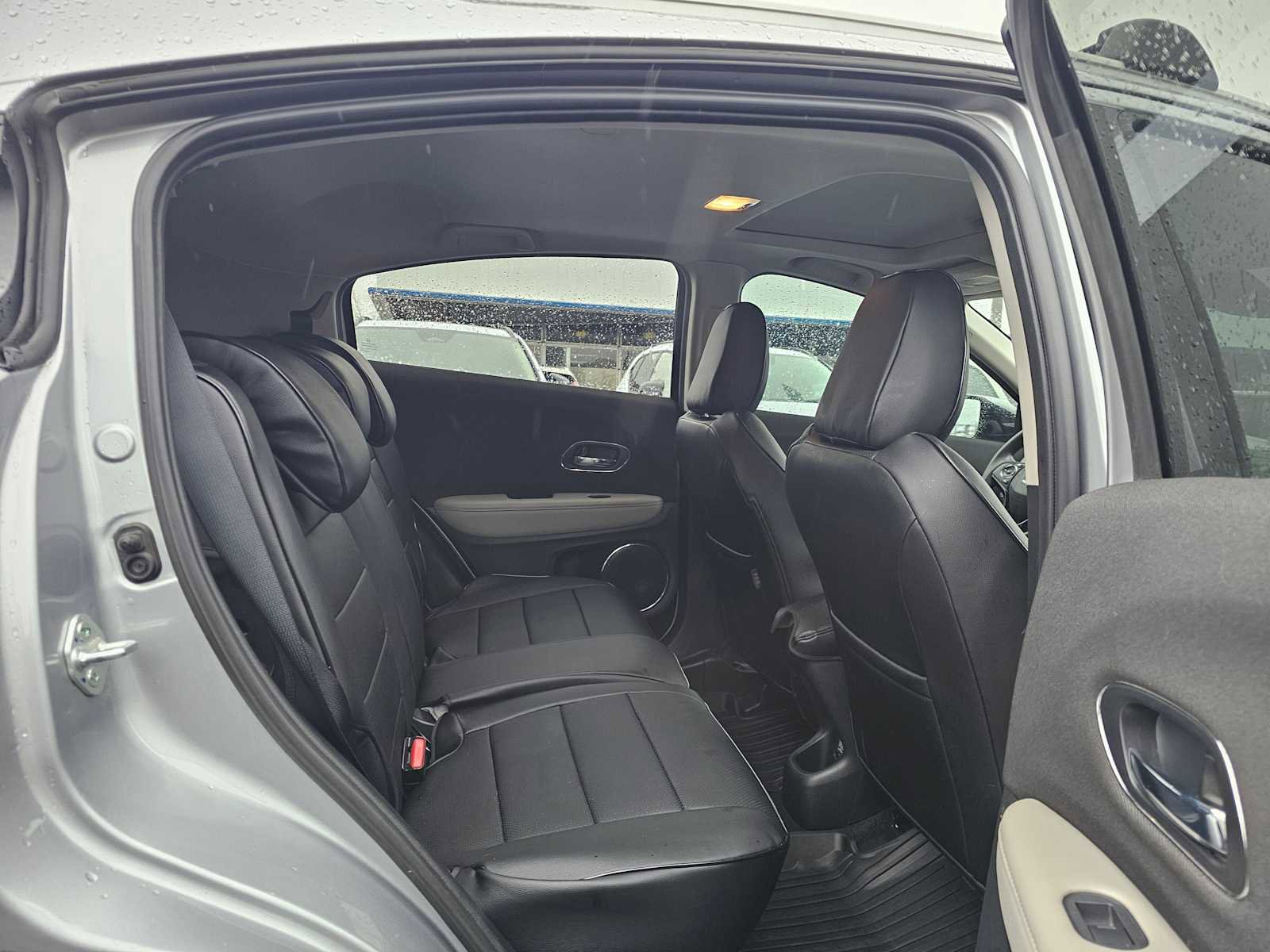 Used 2022 Honda HR-V EX image 13