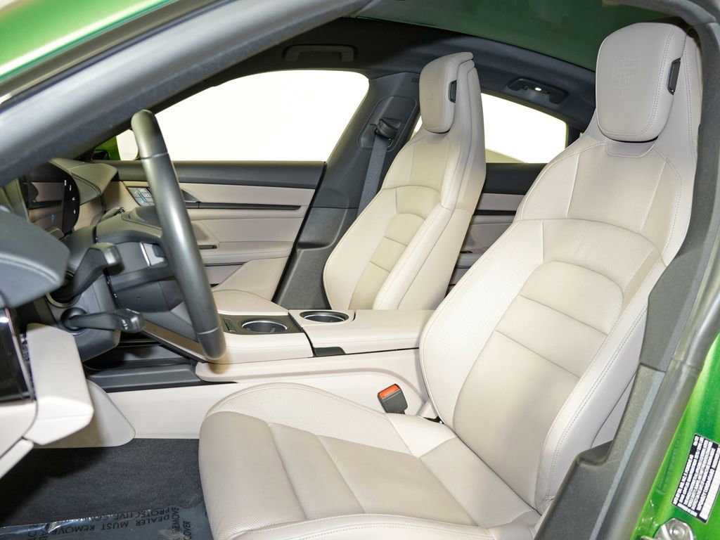 Certified 2022 Porsche Taycan 4S image 5