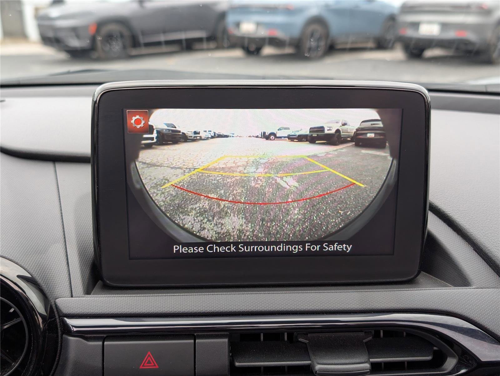 Used 2021 MAZDA MX-5 Miata Club image 26