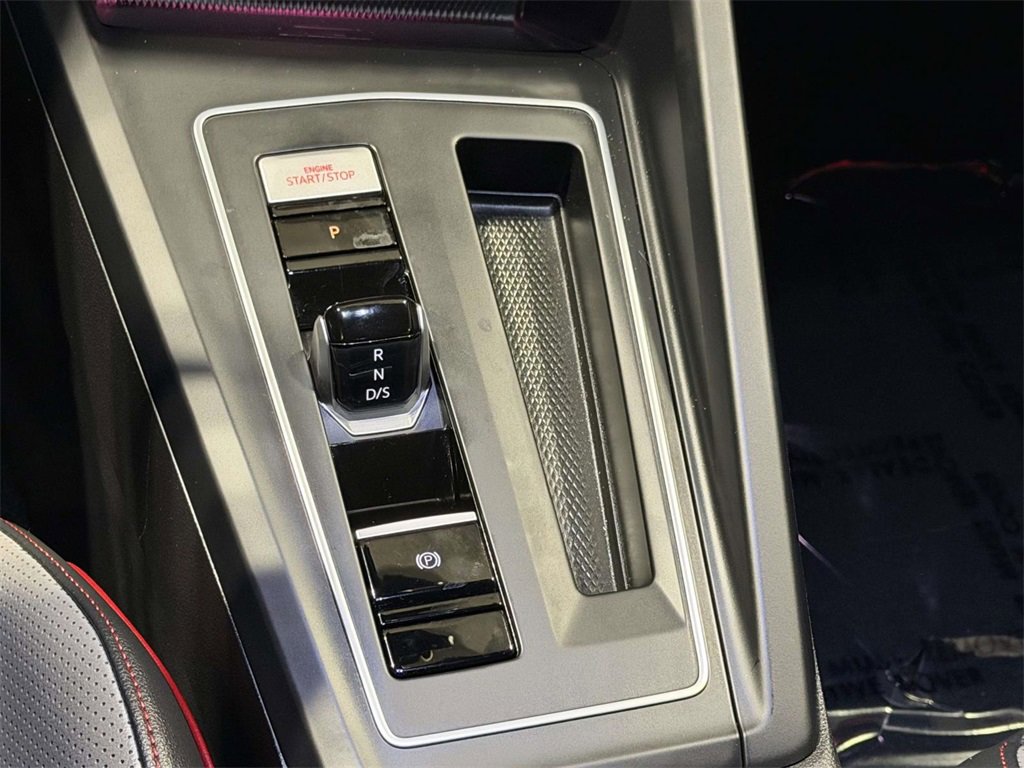 Used 2022 Volkswagen GTI SE image 17