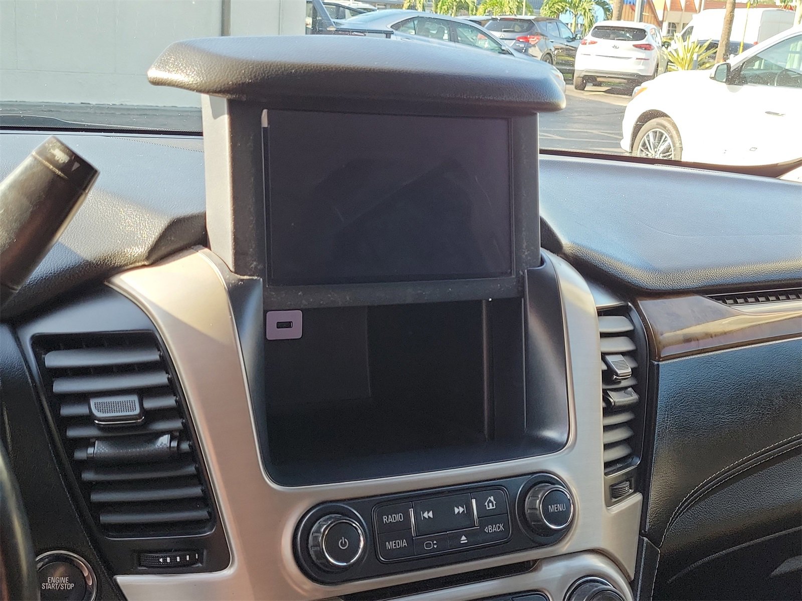 Used 2017 GMC Yukon Denali w/ Open Road Package image 25