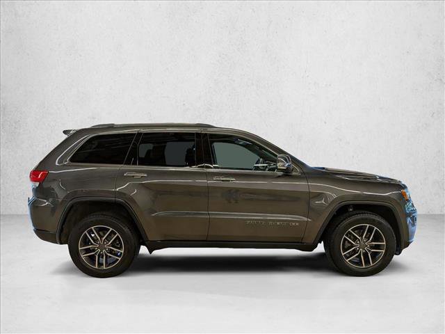 Used 2019 Jeep Grand Cherokee Limited AWD/4WD image 4
