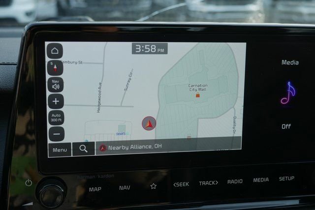 Used 2023 Kia Forte GT-Line w/ GT-Line Premium Package image 5