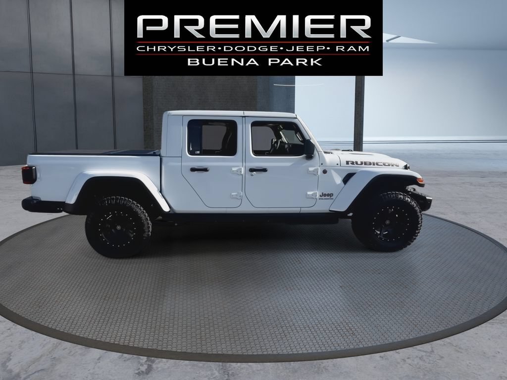 Used 2026 Jeep Gladiator Rubicon w/ Safety Group AWD/4WD image 9