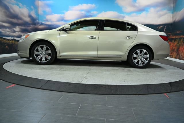 Used 2010 Buick LaCrosse CXL w/ Luxury Package image 4