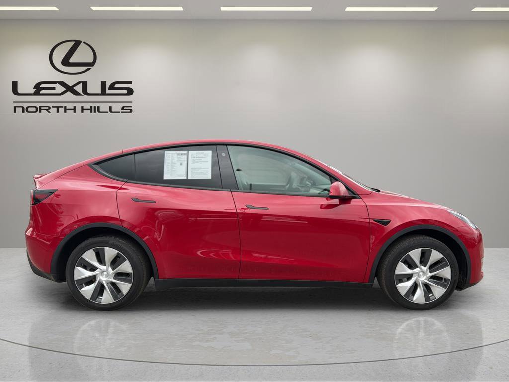 Used 2023 Tesla Model Y Long Range image 5