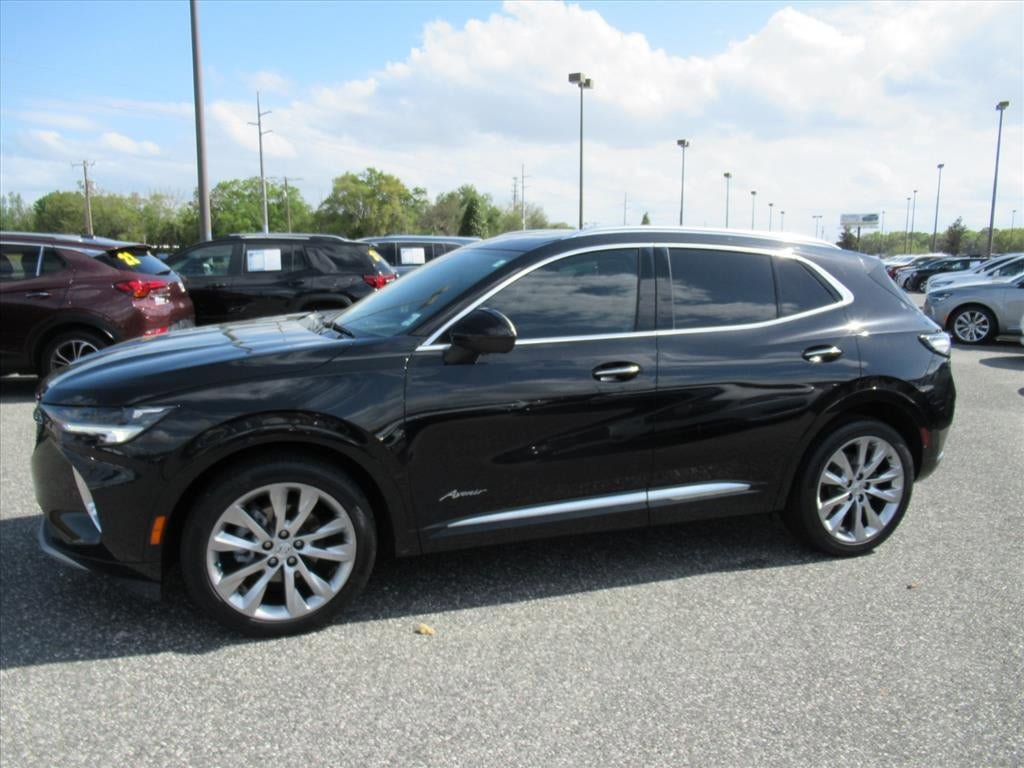 Used 2023 Buick Envision Avenir FWD image 4