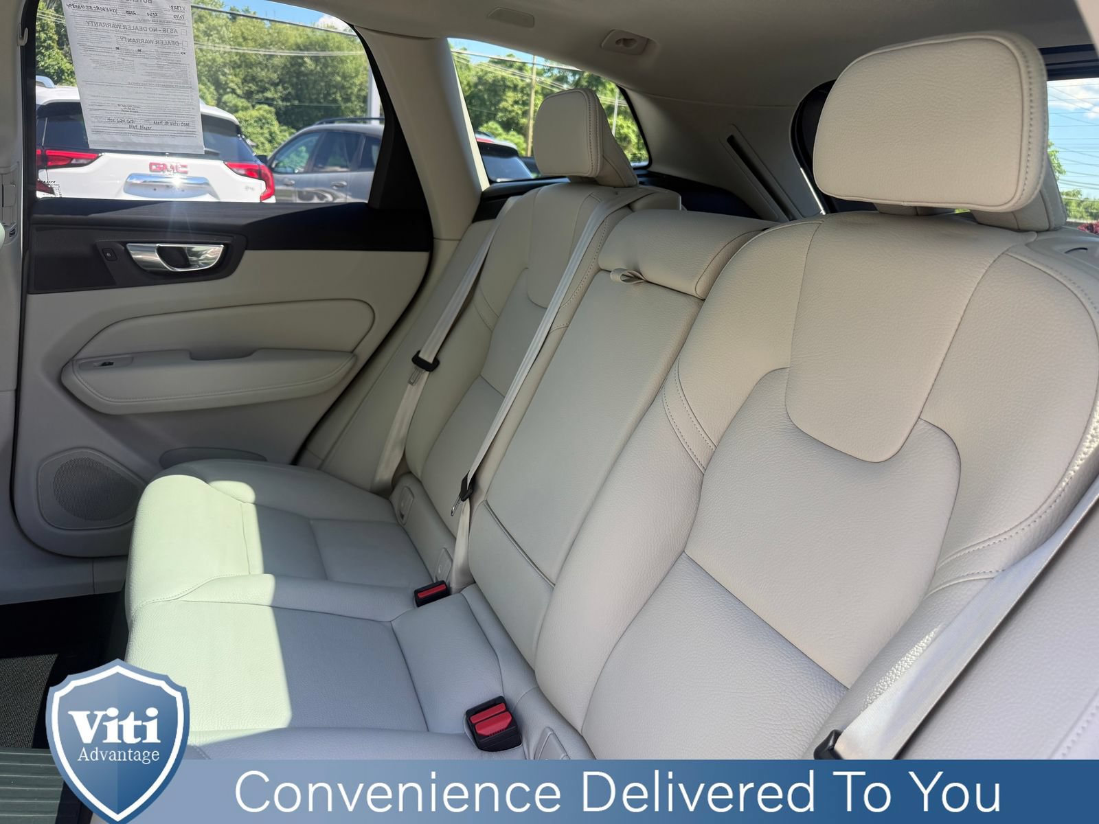 Certified 2025 Volvo XC60 T8 Plus w/ Protection Package Premier AWD/4WD image 22