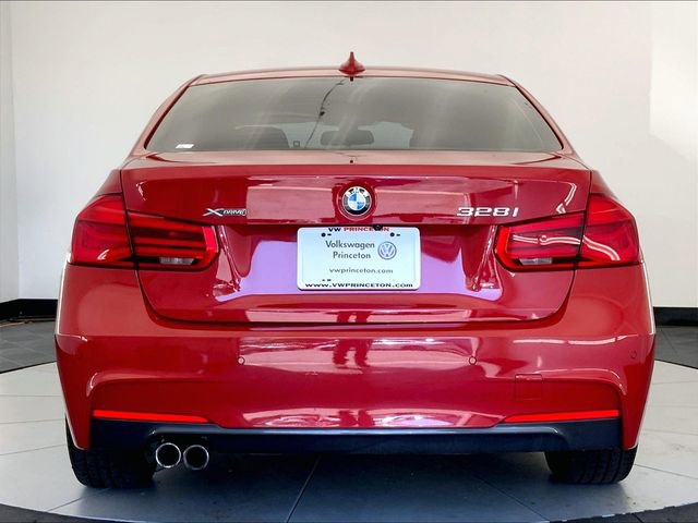 Used 2016 BMW 328i xDrive Sedan AWD/4WD image 6