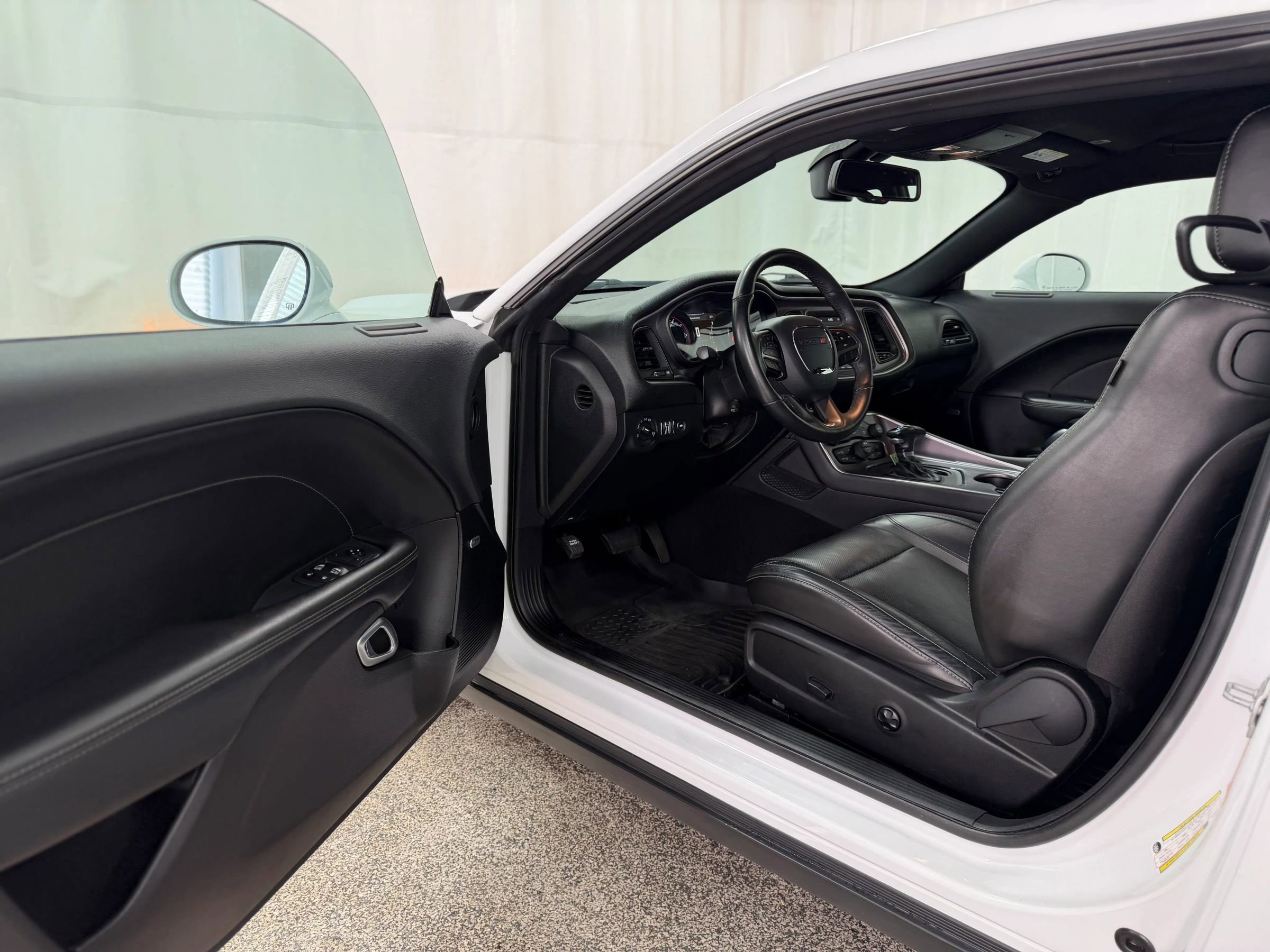 Used 2019 Dodge Challenger SXT w/ Plus Package RWD image 10