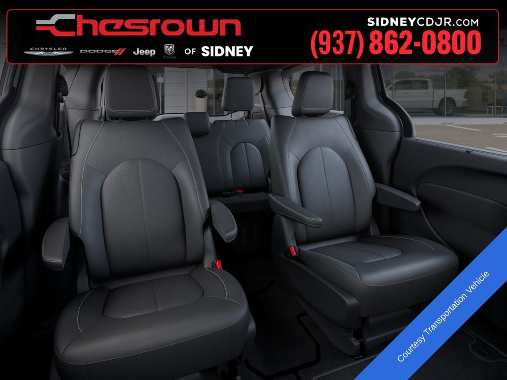 New 2026 Chrysler Pacifica Select w/ S Appearance Package image 15