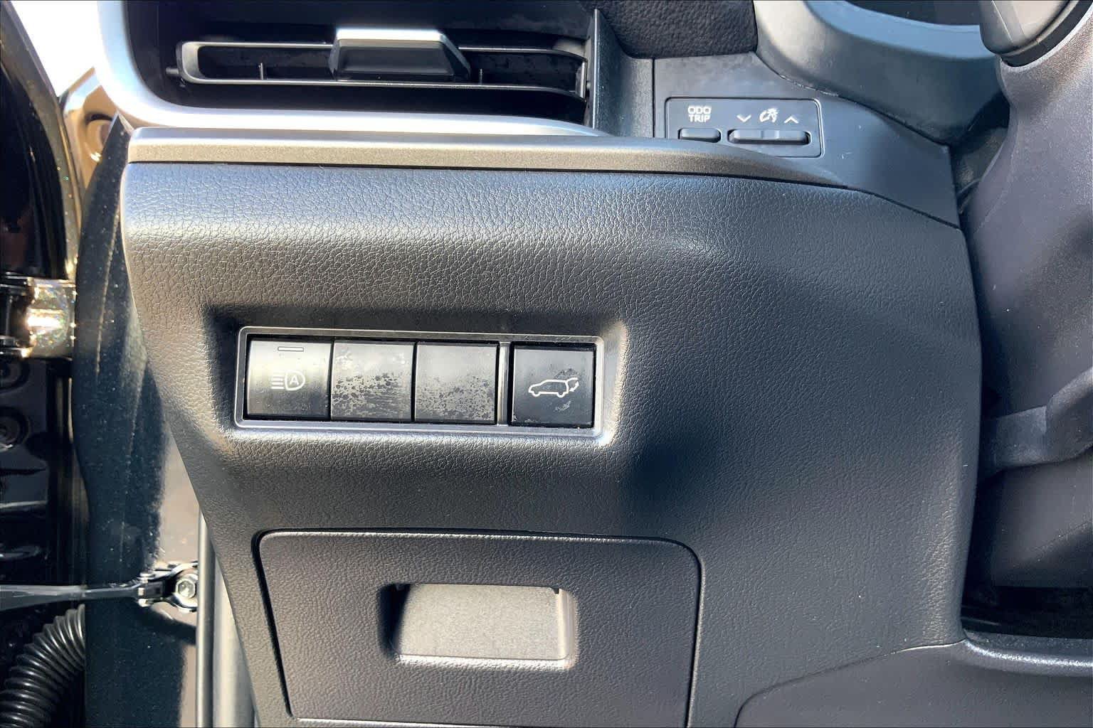 Used 2025 Toyota Grand Highlander AWD image 33