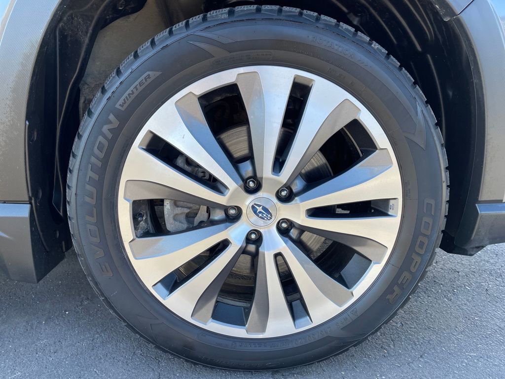 Used 2022 Subaru Ascent Limited w/ Technology Package image 38