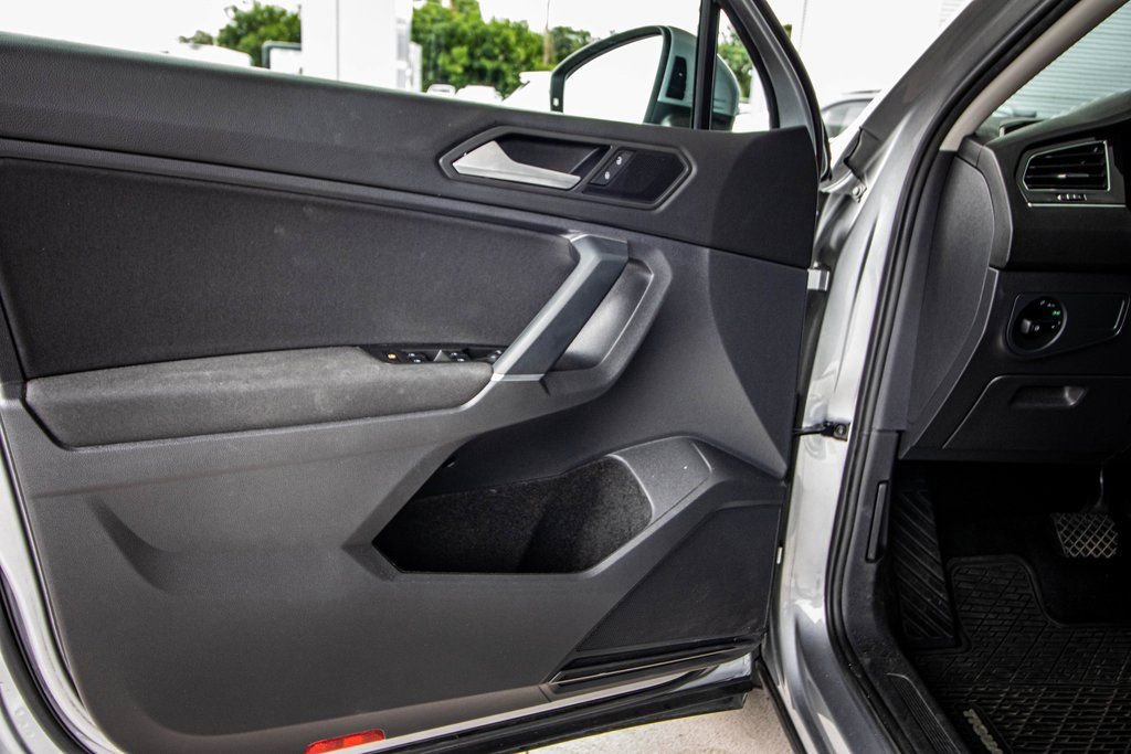 Certified 2020 Volkswagen Tiguan S image 22