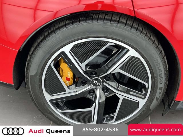 Used 2023 Audi RS e-tron GT w/ Carbon Performance Package AWD/4WD image 7