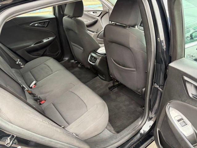 Used 2021 Chevrolet Malibu LT FWD image 31