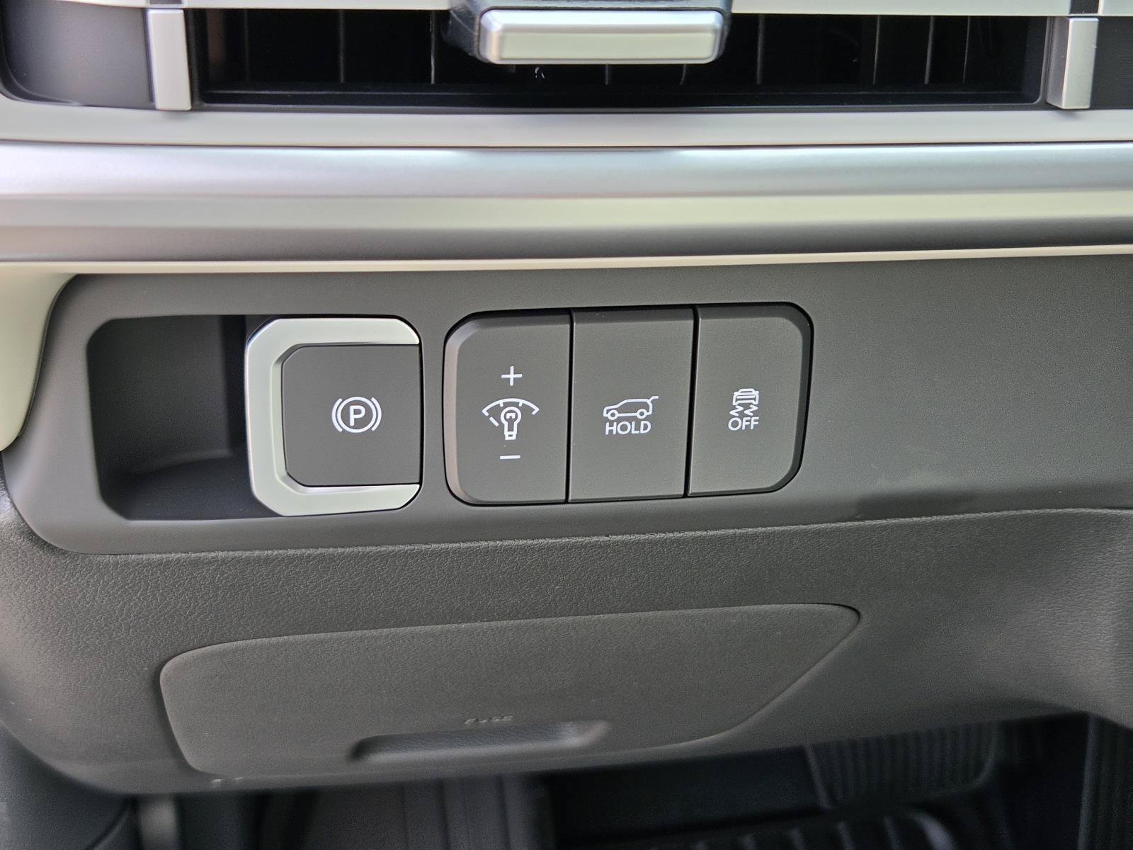 New 2027 Hyundai Santa Fe SEL FWD image 16