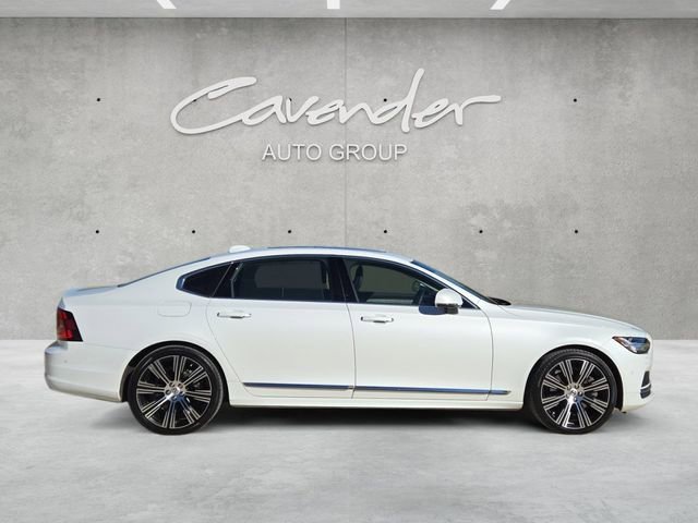 Used 2022 Volvo S90 B6 Inscription w/ Advanced Package image 17