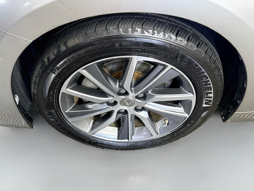 Used 2016 Lexus ES 300h FWD image 4