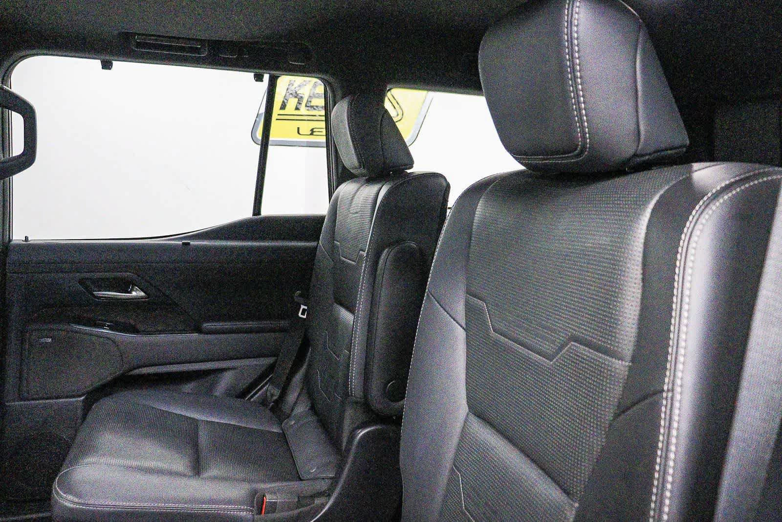 Used 2024 Lexus GX 550 w/ Cold Area Package AWD/4WD image 19