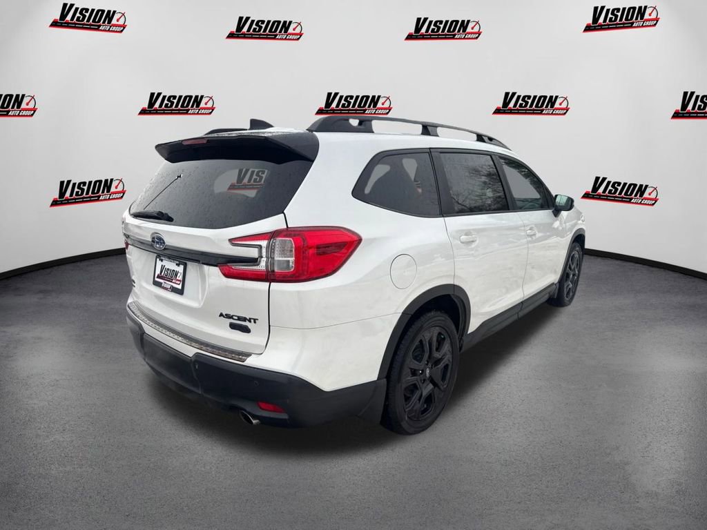 Used 2023 Subaru Ascent Onyx Edition image 5