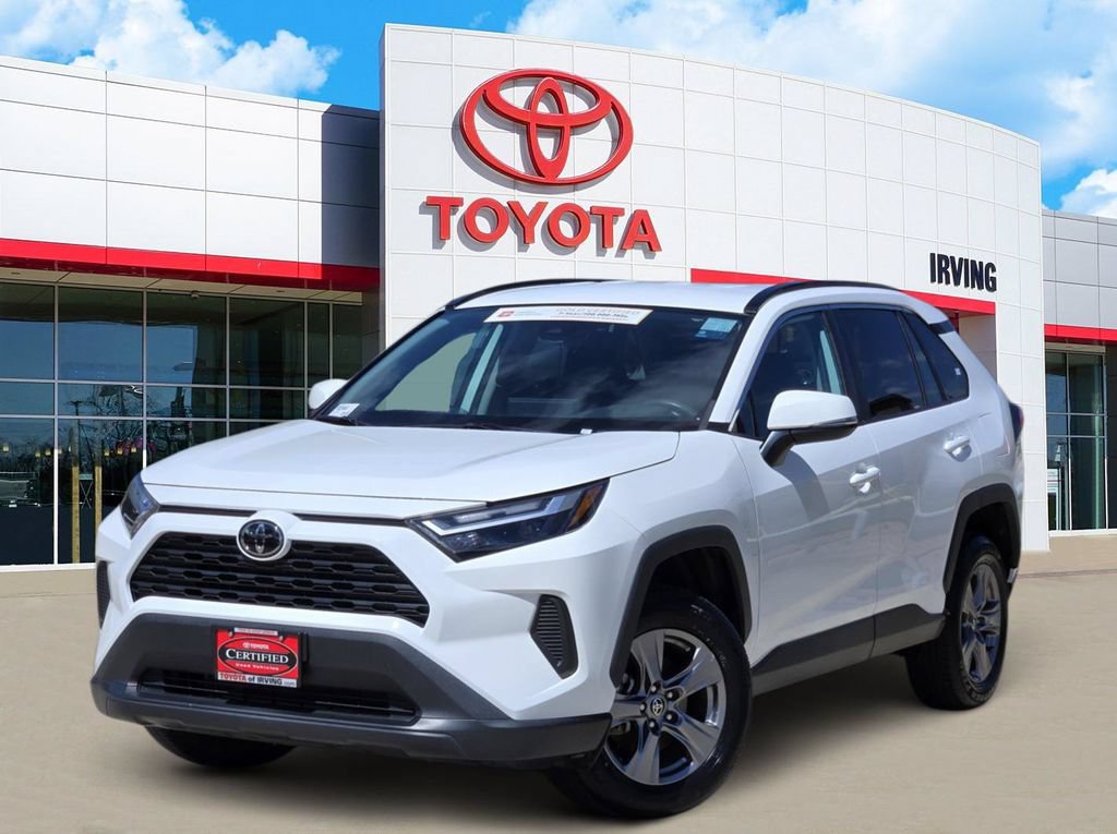 Certified 2024 Toyota RAV4 XLE AWD/4WD video 1
