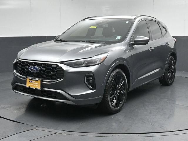 Certified 2023 Ford Escape ST-Line Elite w/ Premium Technology Package AWD/4WD image 3