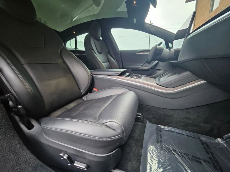 Used 2022 Tesla Model S AWD image 57