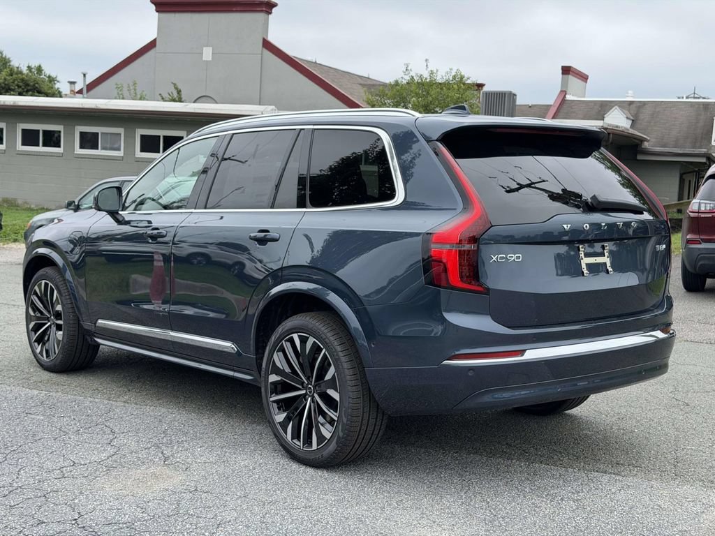 New 2026 Volvo XC90 T8 Plus w/ Protection Package AWD/4WD image 21