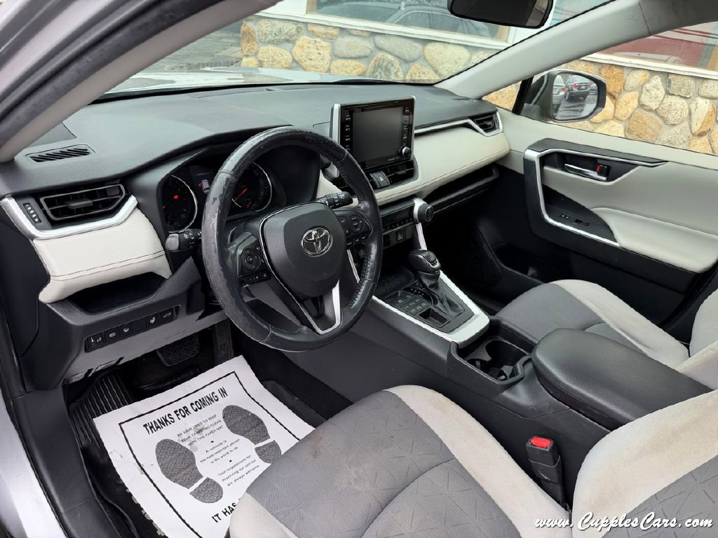 Used 2019 Toyota RAV4 XLE w/ Convenience Package AWD/4WD image 5