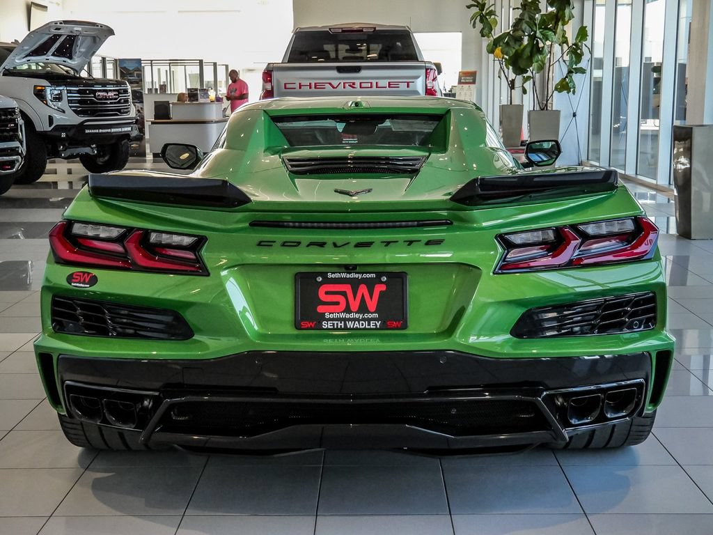 New 2027 Chevrolet Corvette Grand Sport w/ Z52 Sport Performance Package RWD image 8