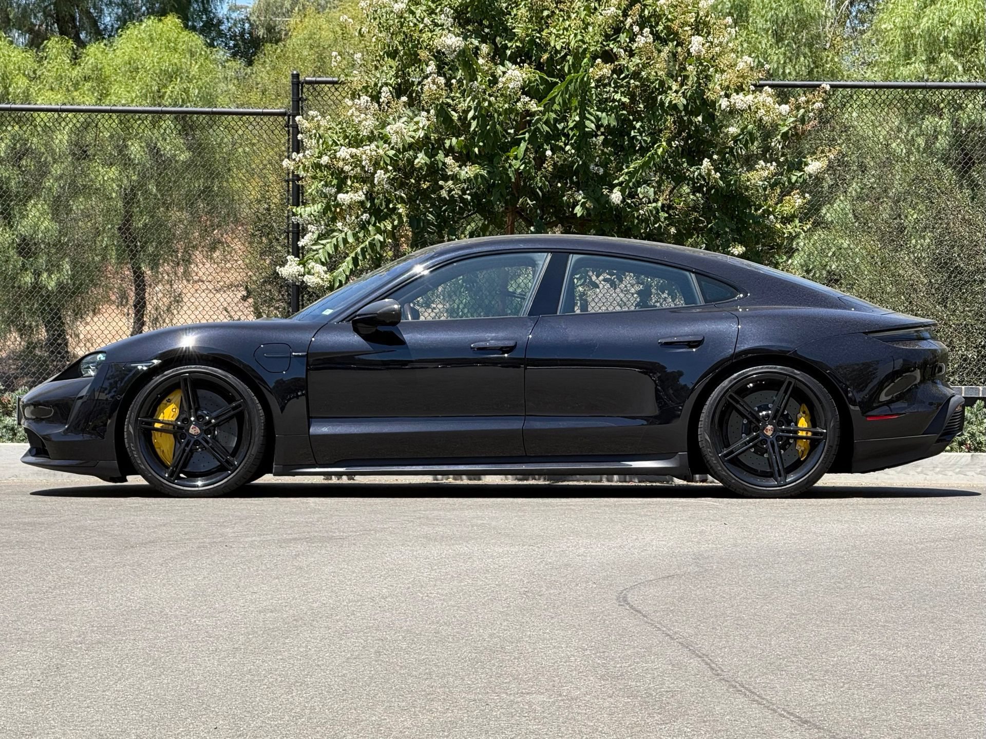 Certified 2020 Porsche Taycan Turbo AWD/4WD image 2