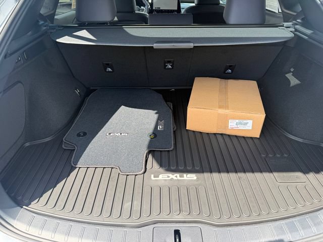 New 2026 Lexus RX 450h AWD image 28