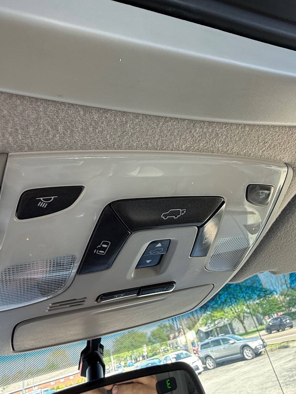 Used 2013 Toyota Sienna XLE FWD image 27