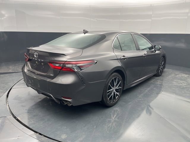 Used 2022 Toyota Camry SE FWD image 7