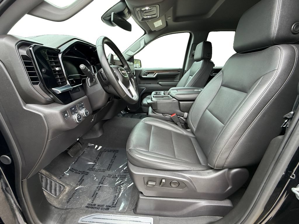 Used 2024 GMC Sierra 1500 SLT AWD/4WD image 9