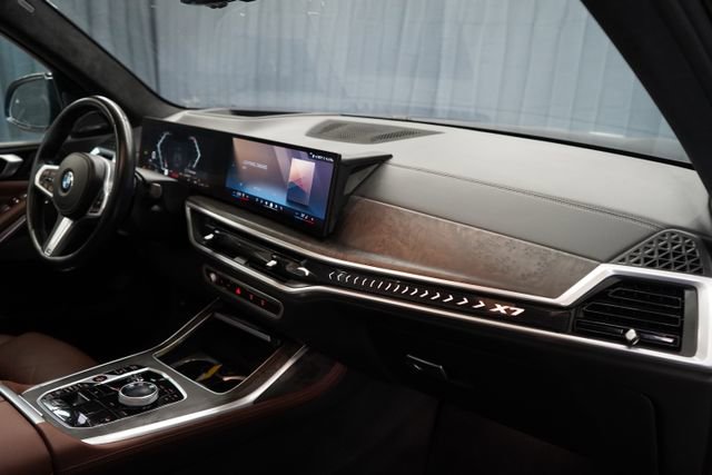 Used 2024 BMW X7 xDrive40i w/ Executive Package AWD/4WD image 83