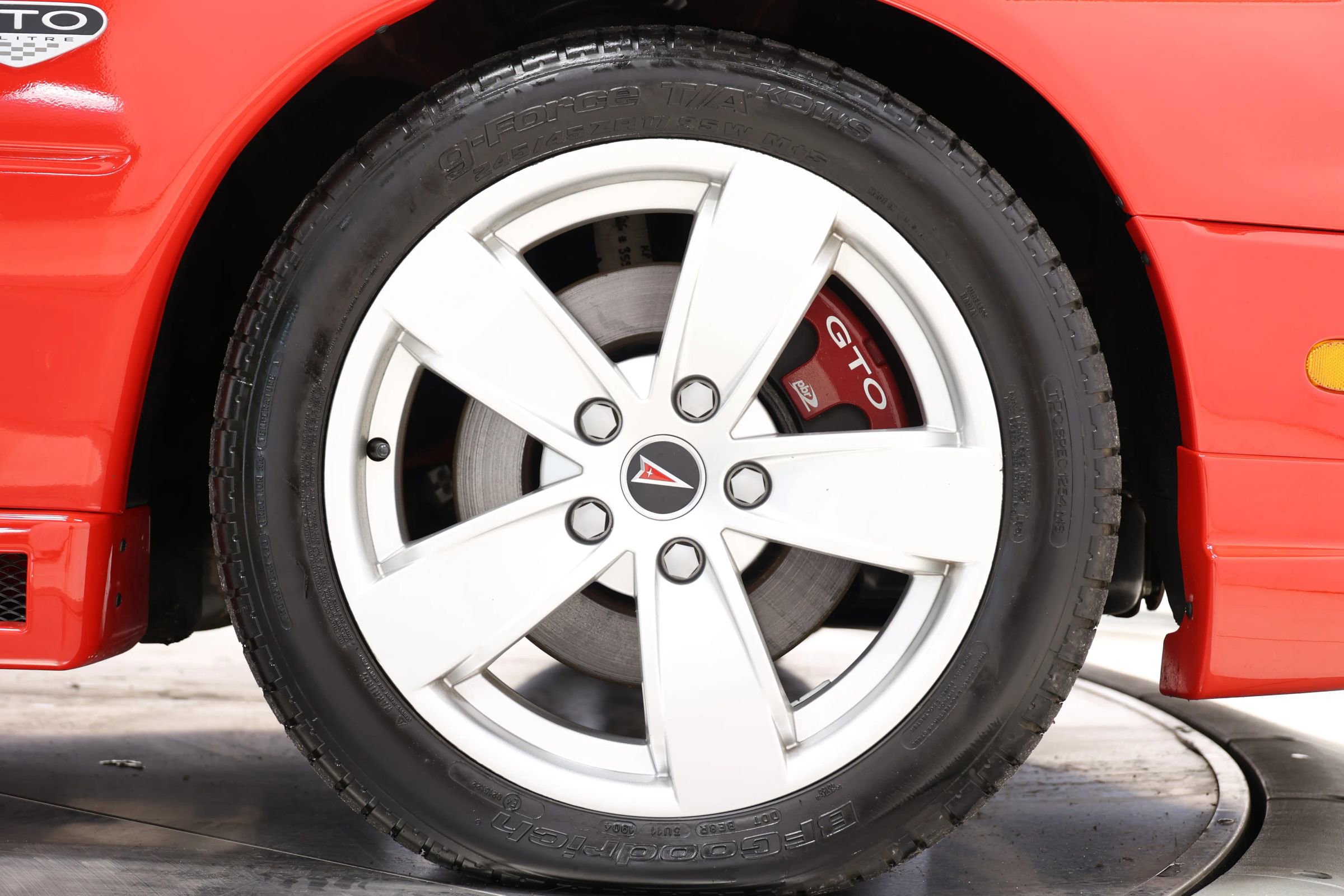 Used 2005 Pontiac GTO RWD image 98