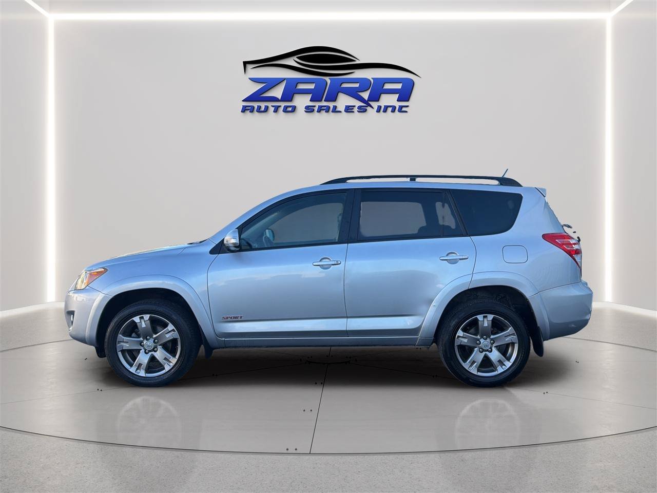 Used 2010 Toyota RAV4 Sport w/ Sport Appearance Pkg AWD/4WD image 4