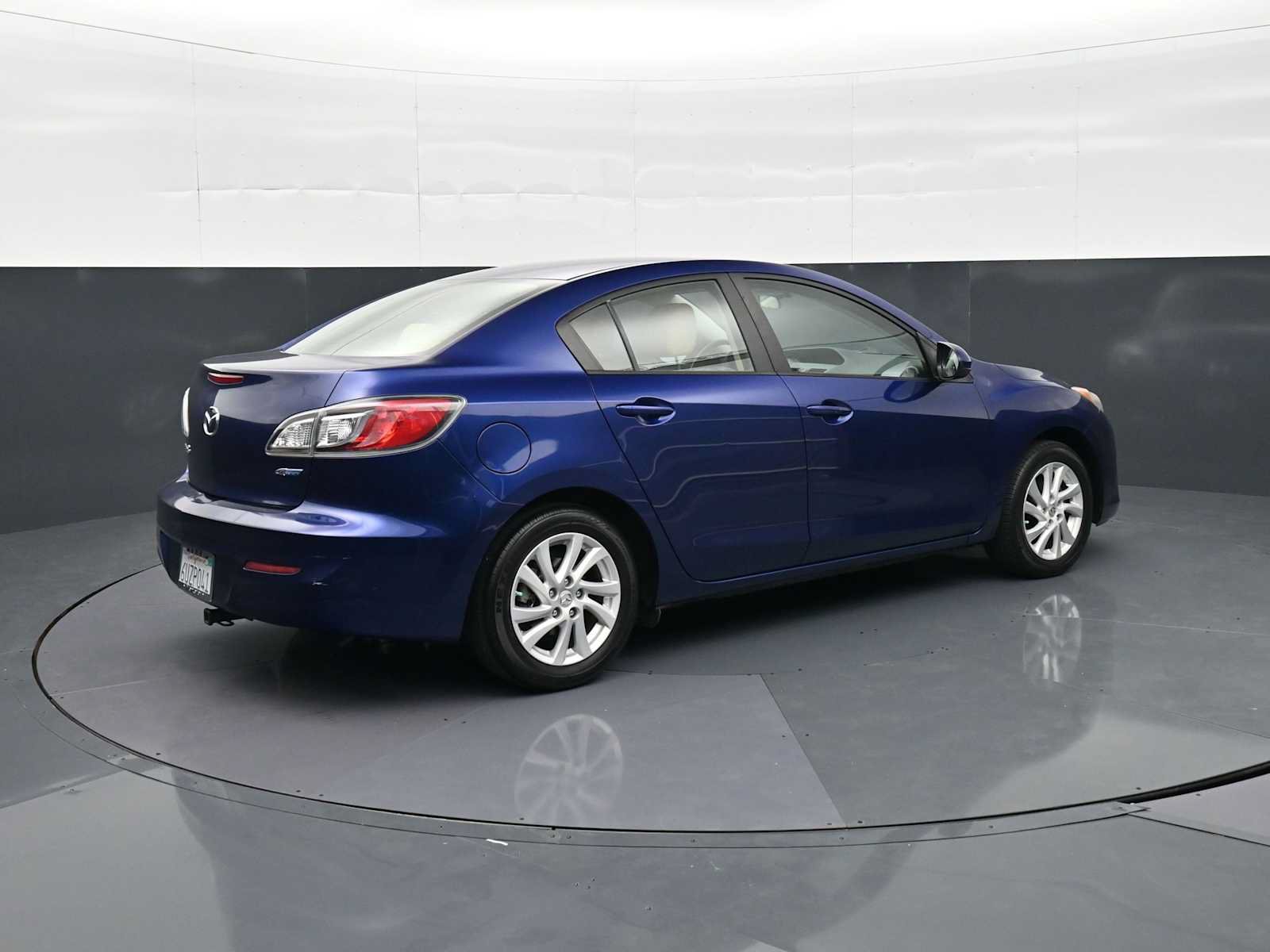 Used 2012 MAZDA MAZDA3 i Touring FWD image 5