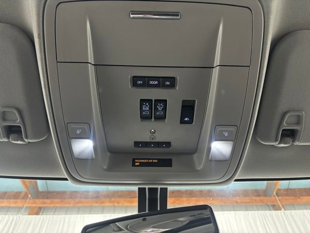 Used 2017 GMC Sierra 1500 SLT w/ SLT Premium Package image 18