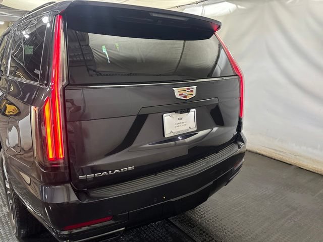 New 2026 Cadillac Escalade Sport w/ Touring Package AWD/4WD image 4