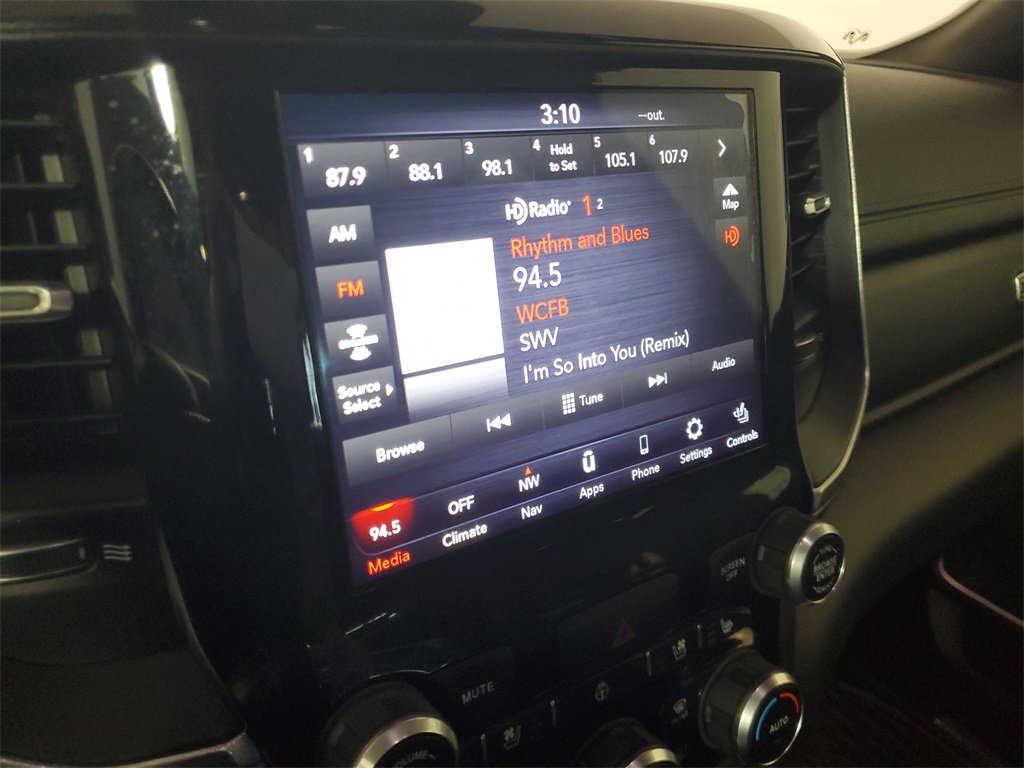 Used 2021 RAM 1500 Laramie image 17